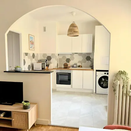 Pres De La Et La Promenade Des Appartement